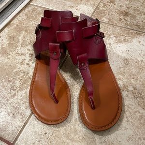 American Eagle maroon Sandals